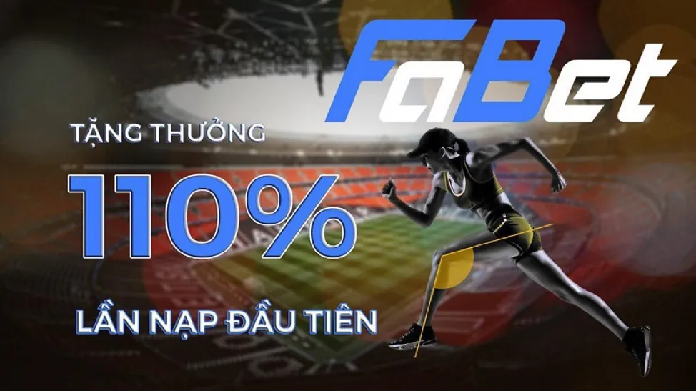 Trọng tài giám sát trận đấu gà đá trực tiếp